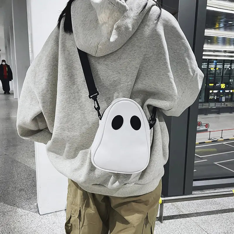 LINDO BOLSO FANTASMA